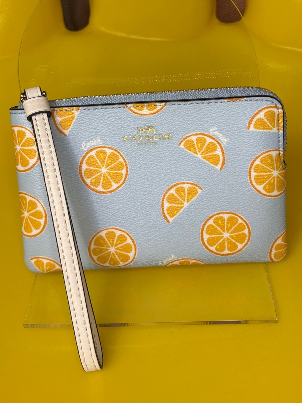 Coach - Wristlet Orange Slices